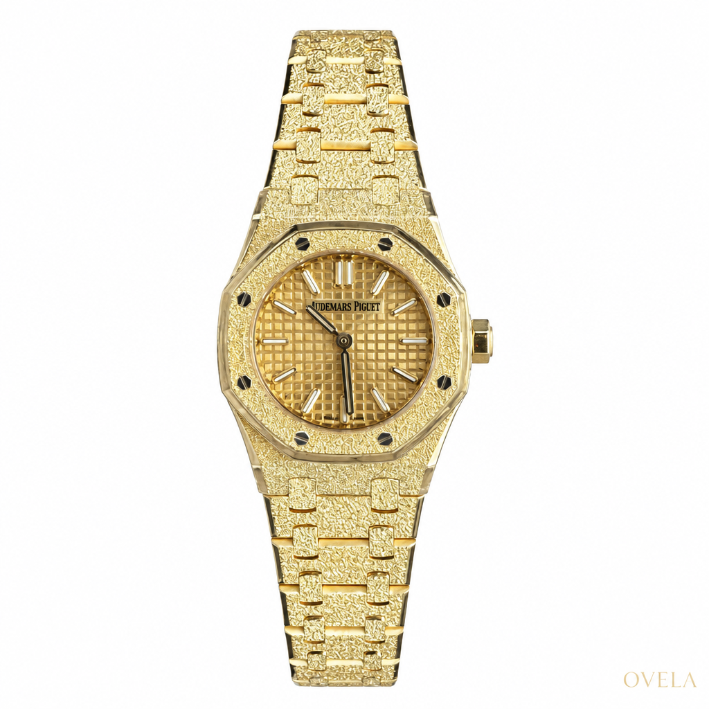 AP Royal Oak Frosted Or Jaune fond blanc