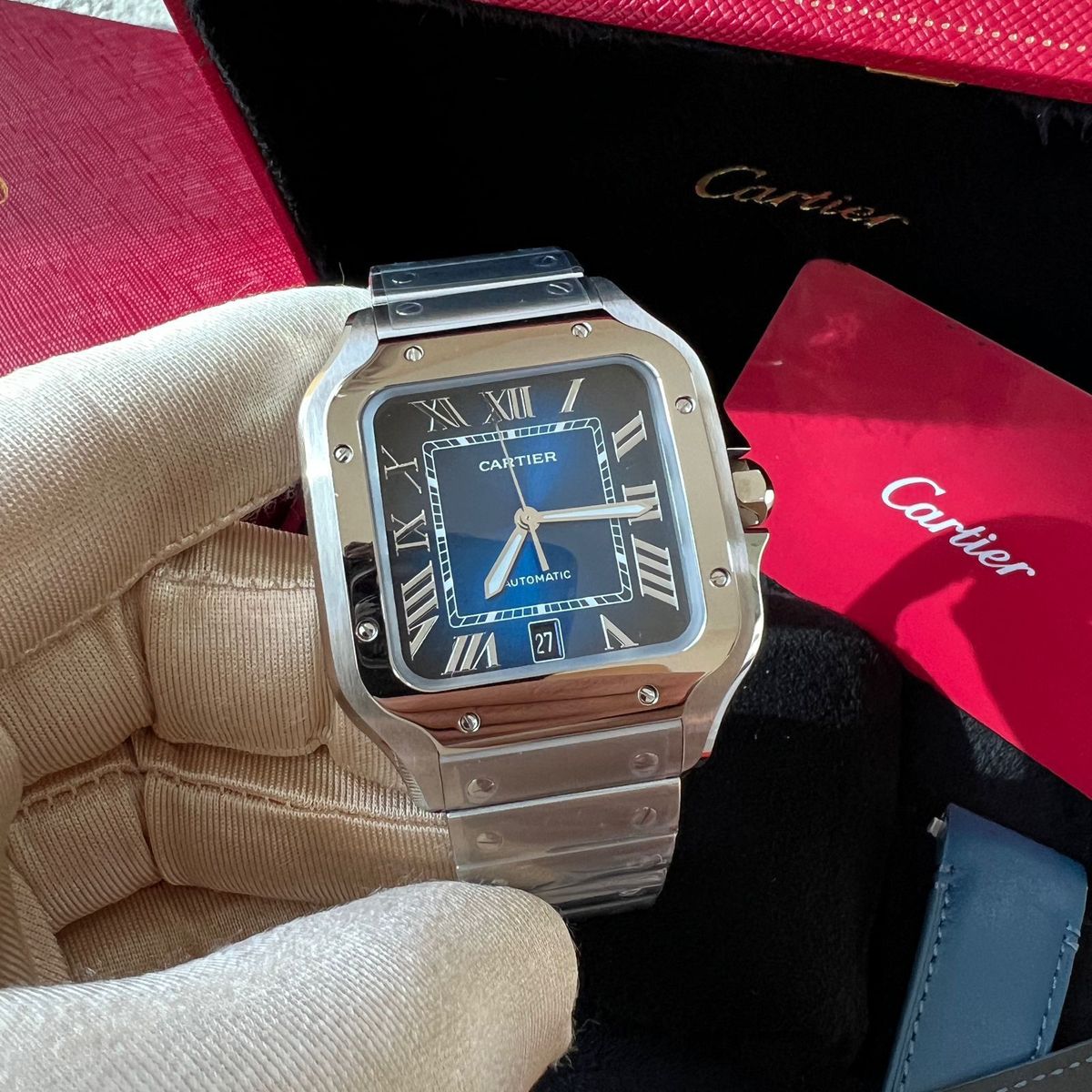 Cartier SANTOS de Cartier grand modèle fond bleu