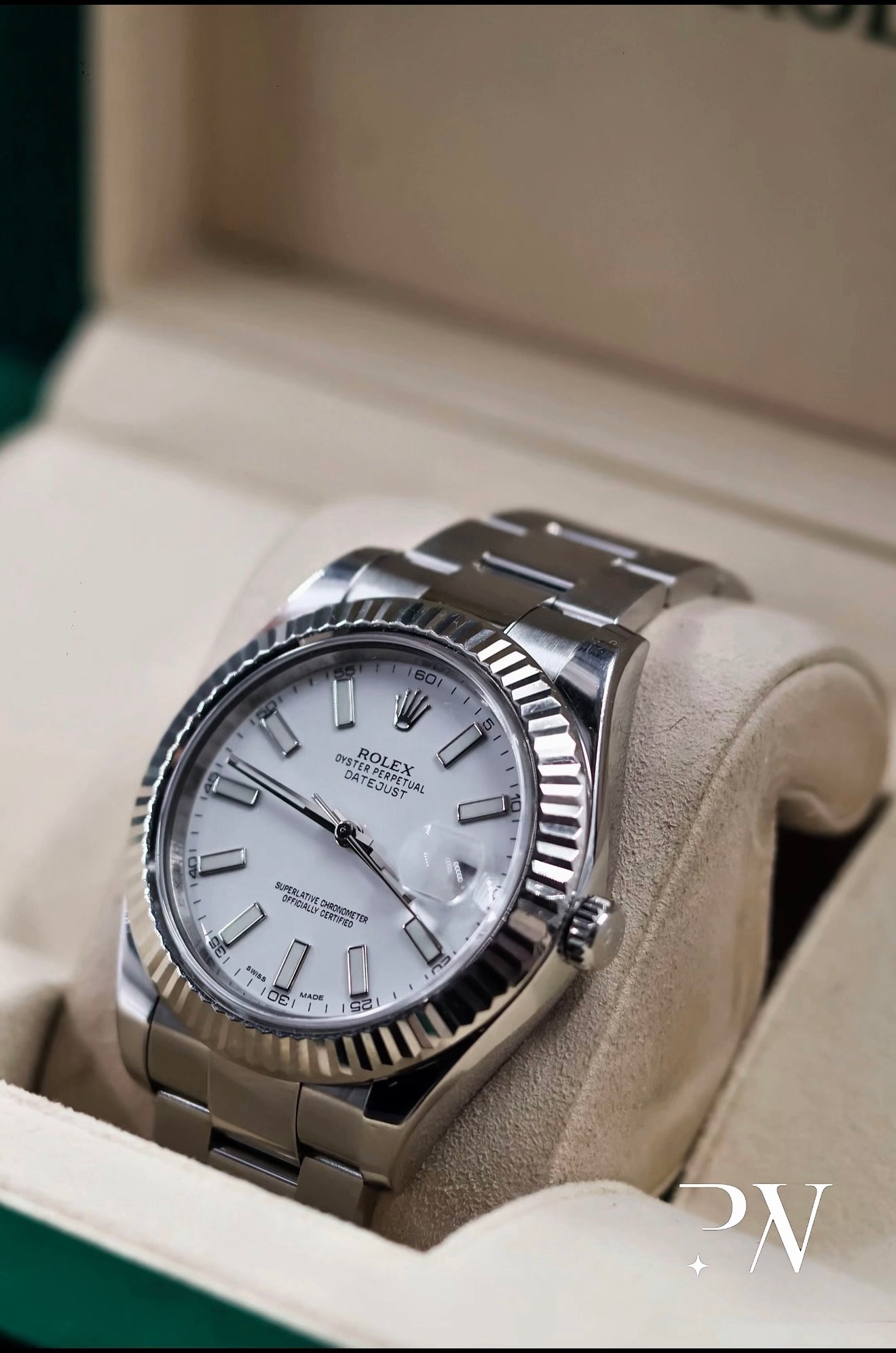 Rolex date just fond blanc