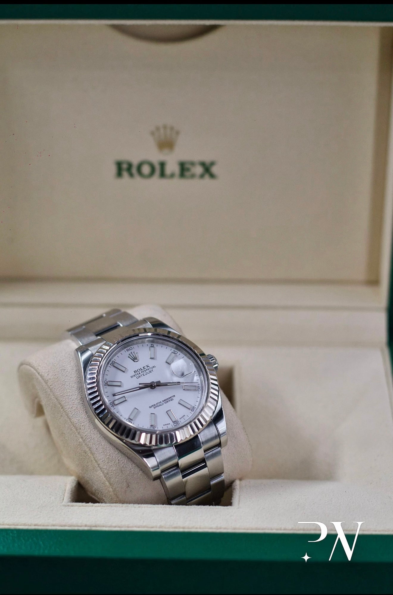 Rolex date just fond blanc