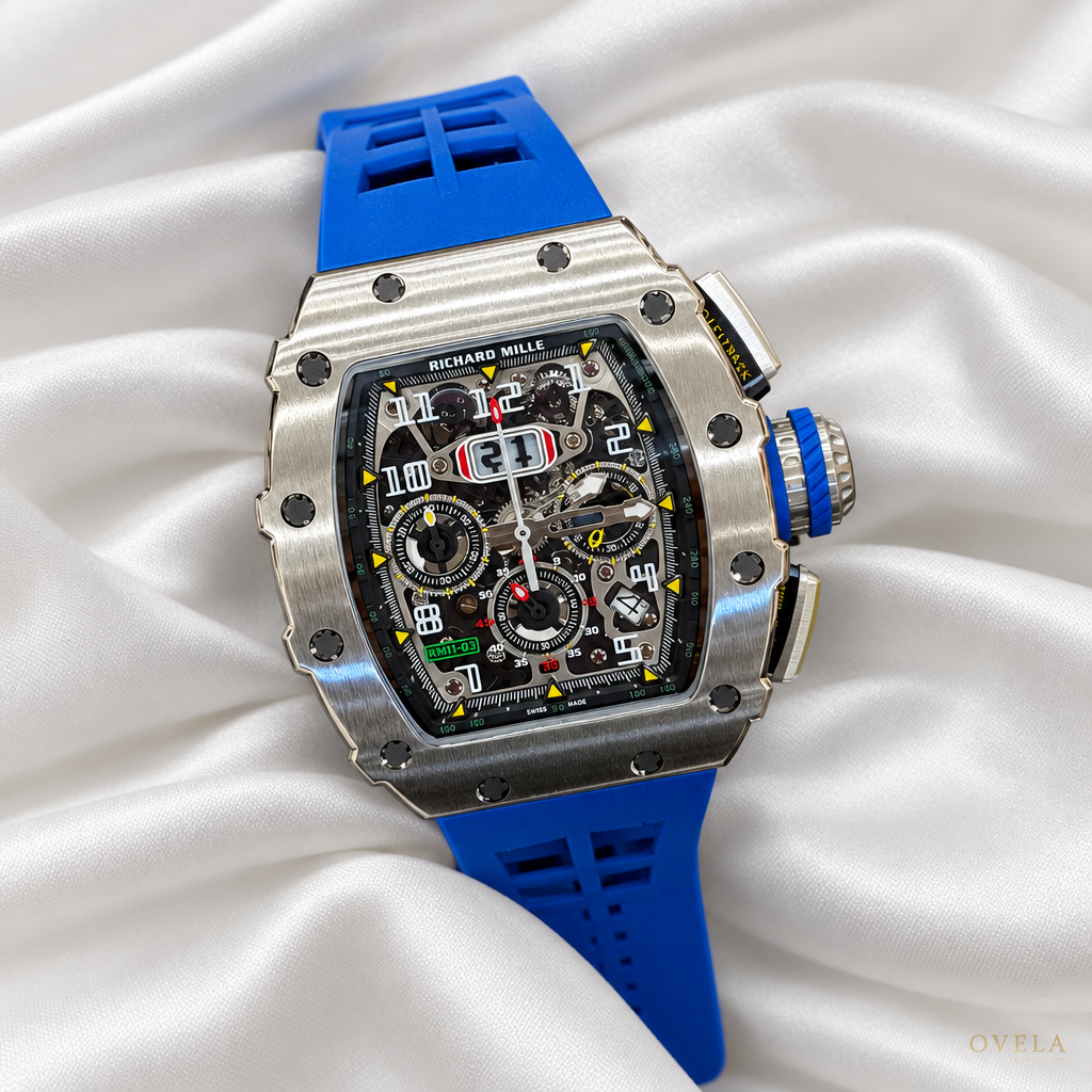 Richard Mille RM11-03 Titane bleu ciel sur soie blanche
