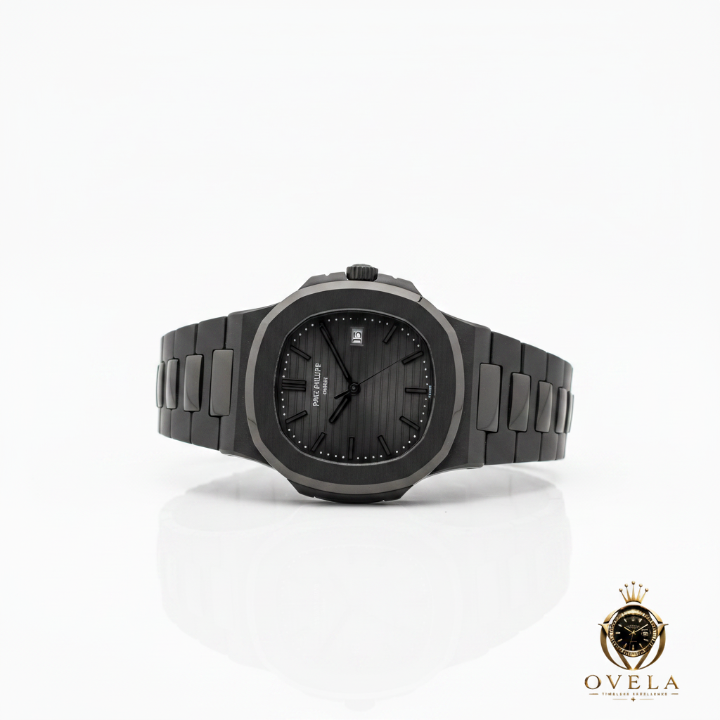 Patek Philippe Nautilus Full Noir - Vue profil latéral