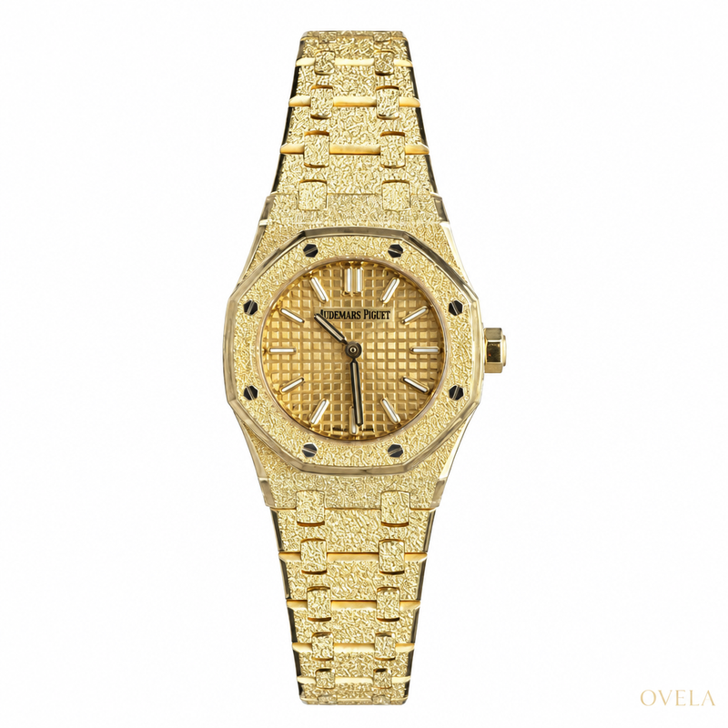 AP Royal Oak Frosted Or Jaune fond blanc
