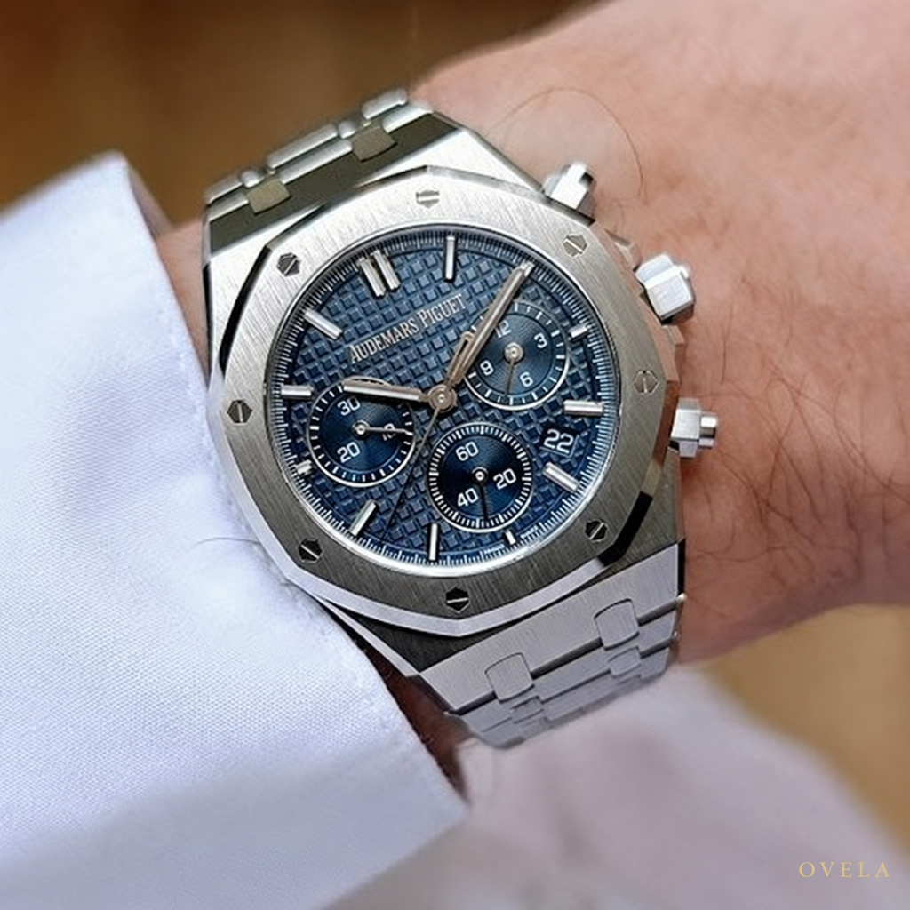 AP Royal Oak Chronographe sur poignet