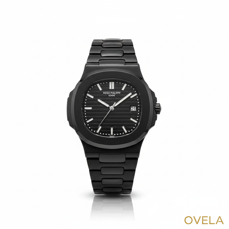Nautilus Full Black cover fond blanc
